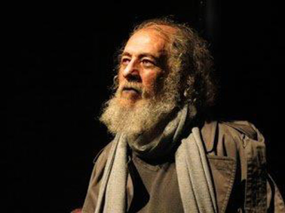 Dimas González.