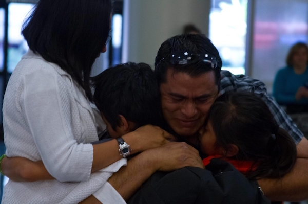 Estados Unidos recibir&aacute; este a&ntilde;o 127.000 menores inmigrantes, ya sea como indocumentados o refugiados, que han sido v&iacute;ctimas de "traumas" que pueden afectar a largo plazo sus vidas, seg&uacute;n un informe publicado hoy. EFE/ARCHIVO