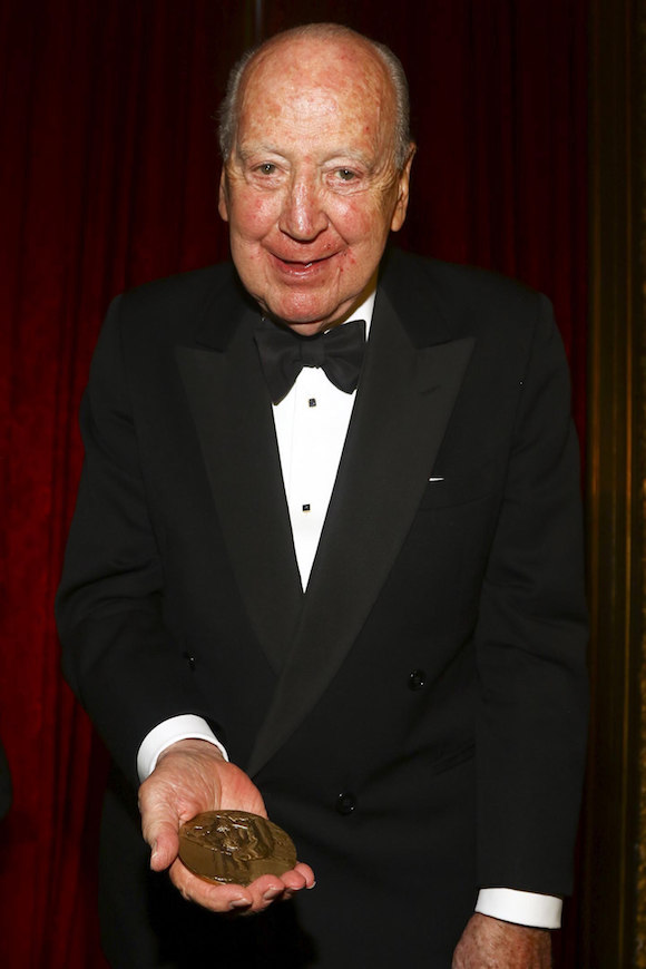 El coleccionista &Aacute;lvaro Conde D&iacute;az-Rub&iacute;n, tras recibir la Medalla Sorolla por su contribuci&oacute;n al arte y a la cultura hispana, en un homenaje de la Hispanic Society de Am&eacute;rica. 