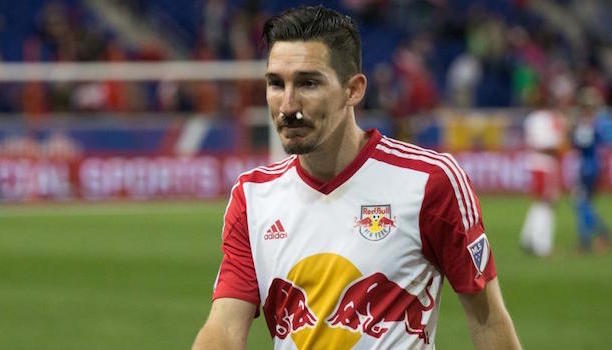 Los Red Bulls, que tuvieron la gran oportunidad del partido a los 21 minutos cuando el centrocampista internacional Sacha Kljestan fall&oacute; un penalti que le par&oacute; el arquero del Impact, Evan Bush.