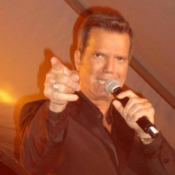 El cantante cubano Willy Chirrido. Foto Cortes&iacute;a.