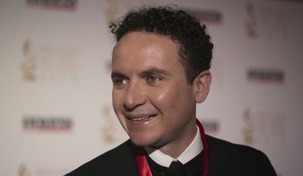 Fonseca lleva una temporada dulce y por ello le est&aacute; "agradecido a la vida". Dos discos con buena acogida, duetos con Miguel Bos&eacute; o Ringo Starr y su plan de gira con Andr&eacute;s Cepeda tendr&aacute;n ma&ntilde;ana un broche a la altura con los Grammy Latino, a los que acudir&aacute; exultante con cuatro nominaciones. EFE/ARCHIVO