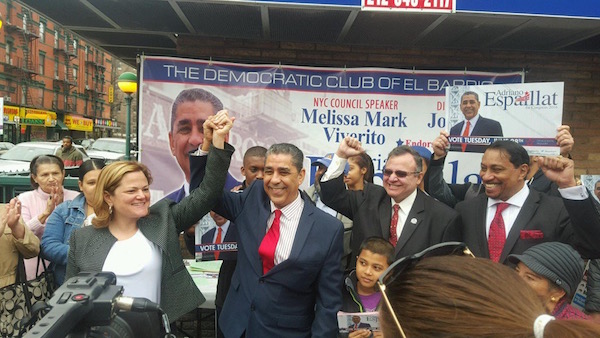 ADRIANO ESPAILLAT Hizo historia en el 2016 al convertirse en el primer dominicano en llegar al congreso.