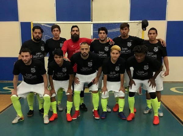 Integrantes del sexteto San Lorenzo que vienen dando guerra en la primera categor&iacute;a del campeonato en la Liga Cristo del Consuelo. (Foto Cortes&iacute;a CrisCon).
