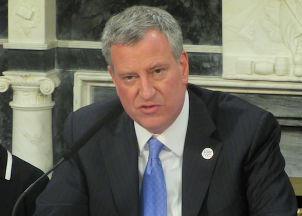 BILL DE BLASIO Fue el m&aacute;s vinculado a investigaciones que podr&iacute;an acabar su carrera, si se confirman hechos corruptos.