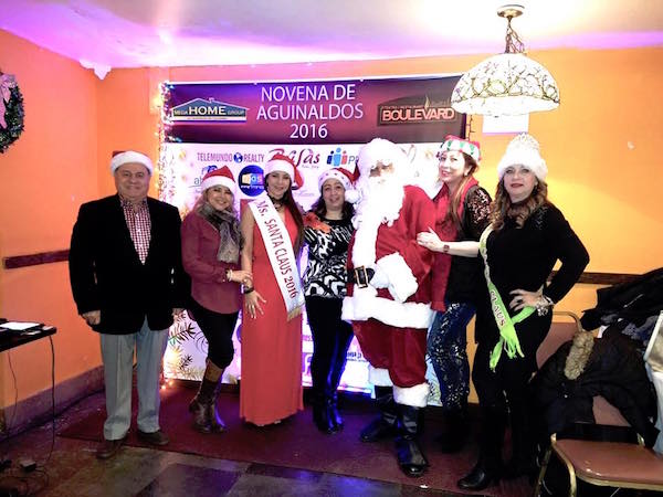 Varias iniciativas, como la de un grupo de empresarios colombianos, mantienen vivas las tradiciones navideñas como la celebración de la Novena de Aguinaldo y la entrega del regalos a niños pobres de diferentes ciudades en Colombia.