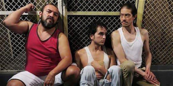 Wilmar Saldarriaga, C&eacute;sar Morales y Victor H. Grajales en "M&aacute;xima seguridad", Cia. Nacional las Artes de Colombia, CODOCUL.