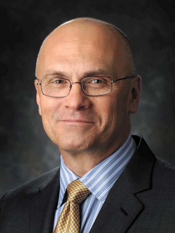 El nominado por el presidente Donald Trump, como secretario de Trabajo, Andrew Puzder. EFE/ARCHIVO