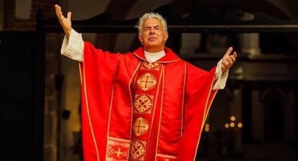 Germán Jaramillo en un fotograma de El soborno del cielo