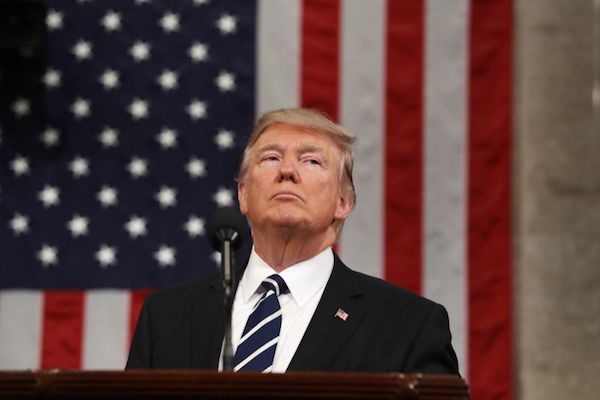 El presidente Donald Trump, dijo hoy que Rusia "arroll&oacute;" a su predecesor en la Casa Blanca, Barack Obama, durante sus ocho a&ntilde;os de mandato y se hizo "m&aacute;s y m&aacute;s fuerte", se anexion&oacute; Crimea y adquiri&oacute; m&aacute;s misiles.