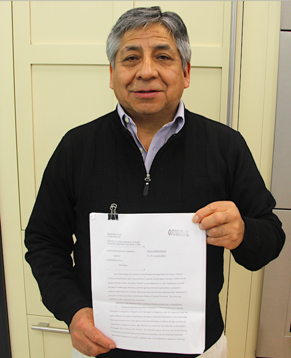 Macario Quinde, líder ecuatoriano presenta documentos del caso Odebrecht en Ecuador Hace un llamado a sus compatriotas para castigar la corrupción en las Elecciones Presidenciales el domingo 2 de abril