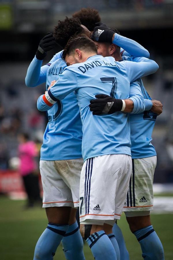 El New York City logró su segundo triunfo de la temporada al vencer hoy por 2-1 al Earthquakes de San Jose en la cuarta jornada de la Liga Profesional de Fútbol de Estados Unidos (MLS). Foto Facebook