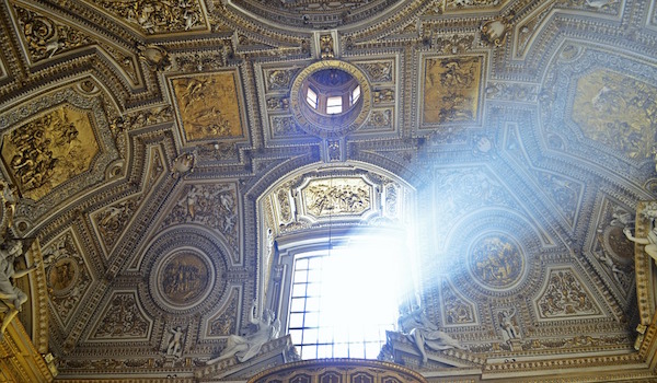 Benedicto XVI celebró en el Vaticano su cumpleaños