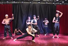 “Las mil y una noches”, historia de amor en el corredor de la muerte La danza del abaníco.
