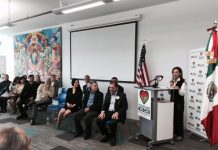 La excandidata presidencial del conservador Partido Acción Nacional (PAN) de México, Josefina Vázquez Mota, inauguró en Chicago el capítulo de su programa "Juntos Podemos", que busca integrar a los mexicanos que viven en los Estados Unidos.  