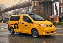 El Nissan NV200, conocido como el "Taxi del Mañana", ahora es el modelo estándar para los taxis que operan en Nueva York.  