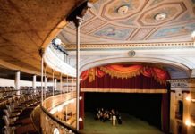 Interior del Teatro Sauto después de su renovación.