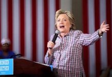 La candidata demócrata a la Casa Blanca, Hillary Clinton, pronuncia un discurso.