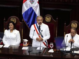Presidente electo dominicano recibe certificado que le acredita para el cargo El presidente de la República Dominicana, Danilo Medina, se dirigirá mañana martes a la nación para ofrecer un balance de sus primeros cien días de gestión, informó una fuente de la Oficina de Comunicación de la Presidencia.