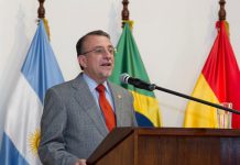 ¡Taller de Acuarela en Español! BILL BRATTON, comisionado de Policía de Nueva York, se marchó abruptamente el martes y se supo que trabajará para empresa con lazos con Hillary Clinton.