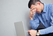 Cómo protegerse del robo de identidad y los fraudes al consumidor Linda Solís (izquierda) perdió más de 17.500 dólares en un fraude de inmigración.