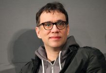 Creadores de "Saturday Night Live" lanzan plataforma para comediantes latinos Fred Armisen