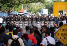 En Honduras capturan a cuatro cubanos indocumentados que pretendían llegar a Estados Unidos Cuatro cubanos, con rumbo a Estados Unidos, fueron detenidos en el sur de Honduras por haber entrado de forma ilegal al país. (foto twitter @fusinahn)