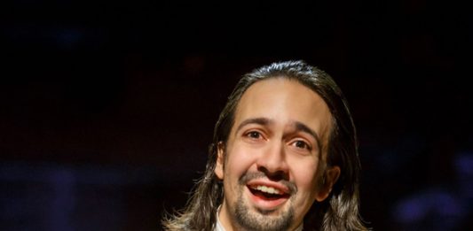 Lin Manuel-Miranda publicó hoy una canción para recaudar fondos para la recuperación de Puerto Rico. (foto twitter @Lin_Manuel)