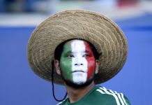 Más de 93,000 personas presenciaron el partido en el estadio del Rose Bowl en Pasadena, California.