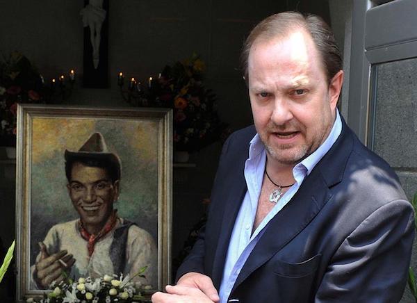 Fotografía de archivo del 12 de agosto de 2011 del hijo del actor cómico, Mario Moreno "Cantinflas", Mario Ivanova.