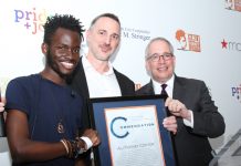 Contraloría entrega premios a destacadas figuras de la comunidad LGBTQ DJ y bailarines entretuvieron a la comunidad LGBTQ que celebraba su orgullo entre anaqueles y percheros de la tienda Macy’s.