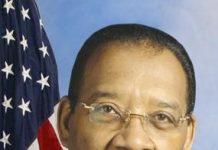 Diaz ¿Concejal? RUBEN DIAZ SR. ¿Piensa acaso prepararle el camino a Rubencito, su hijo, presidente del condado de El Bronx, si llega a la alcaldía de la ciudad de Nueva York?
