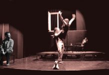 Teatro en la Ciudad de México: El Líquido Táctil Escena de “El Líquido Táctil”.
