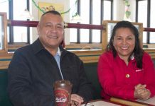 Carlos y Lupe Wong