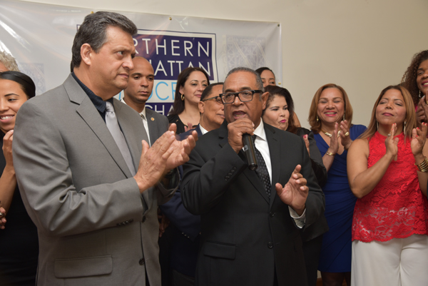 La juez de la corte Civil de Nueva York Mary Rosado, juramentaba a la nueva directiva del Club Dem&oacute;crata.