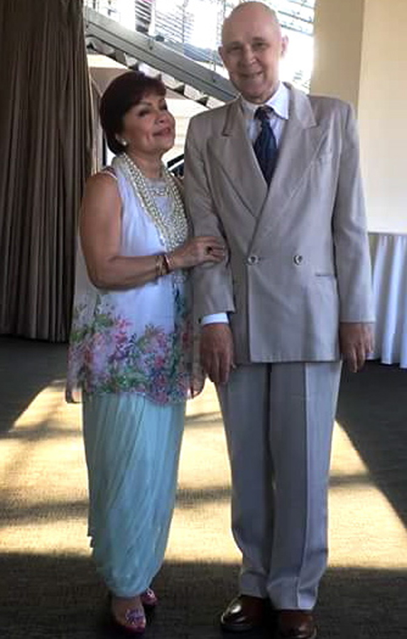 Chely DePablos Embajadora de Ex Nihilo Paris y su esposo el pintor Stefan Umaerus.