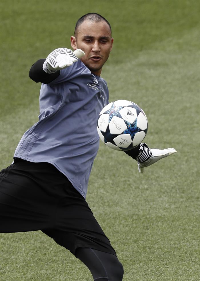 El portero costarricense del Real Madrid Keylor Navas durante el entrenamiento