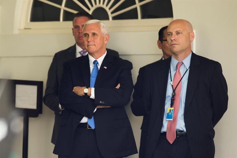 Mike Pence, reafirm&oacute; la amenaza de Washington de imponer sanciones al Gobierno del Presidente de Venezuela.