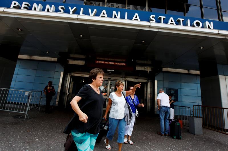 Vista de uno de los accesos de la estaci&oacute;n de metro y tren de Pensilvania en la ciudad de Nueva York (Estados Unidos) hoy, 10 de julio del 2017. 