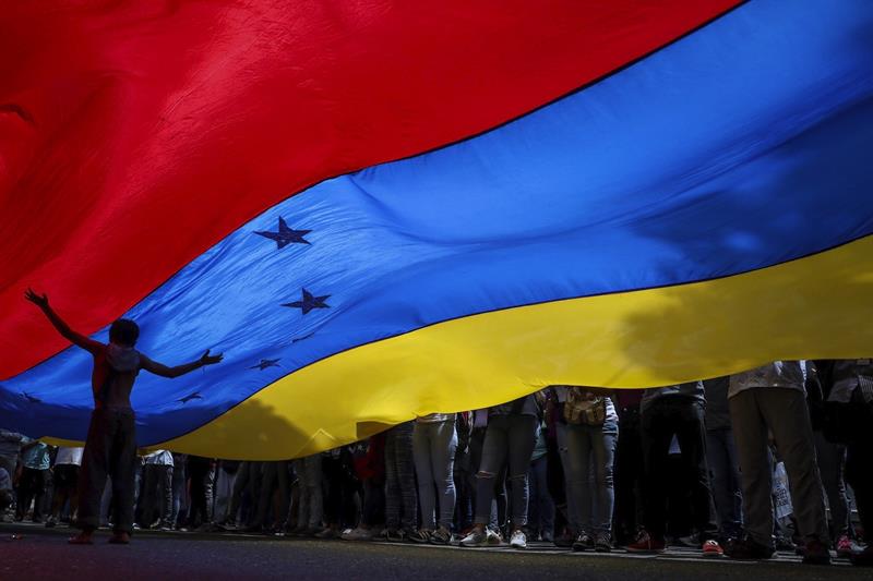 Fotograf&iacute;a de archivo de opositores en manifestaci&oacute;n a favor de la Libertad 