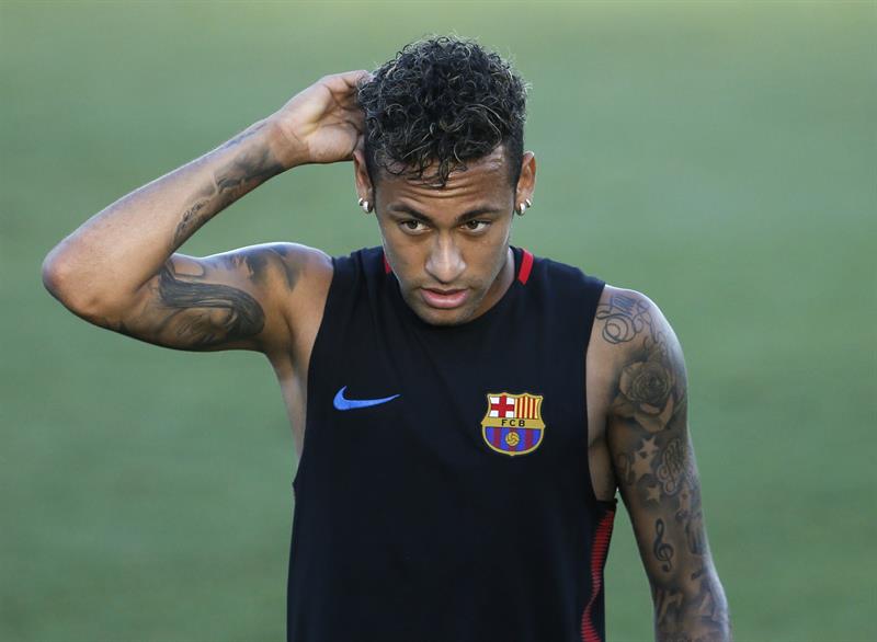 Los abogados de Neymar, pagaron los 222 millones de euros que cobr&oacute; el Barcelona por rescindir el contrato del delantero.
