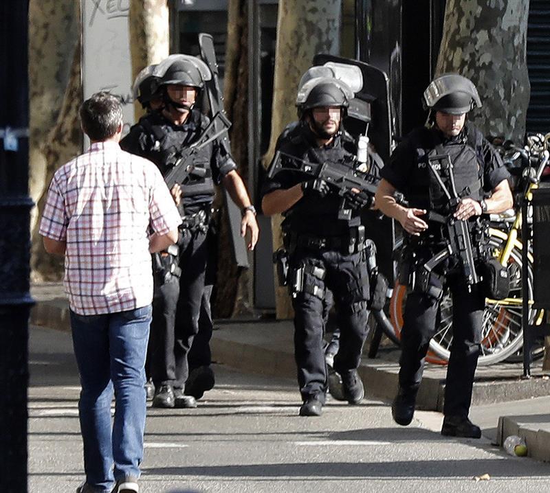 La policia busca a los responsables.