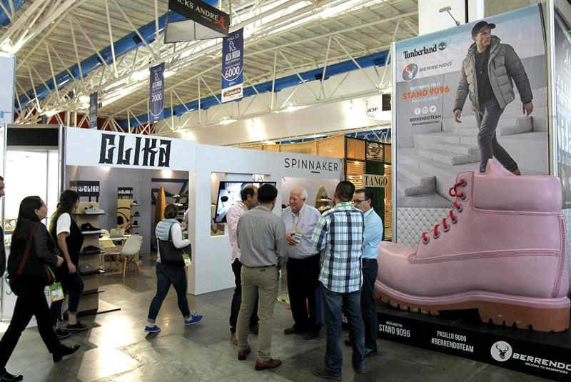 Los zapatos mexicanos se est&aacute;n renovando de la mano de una firma italiana