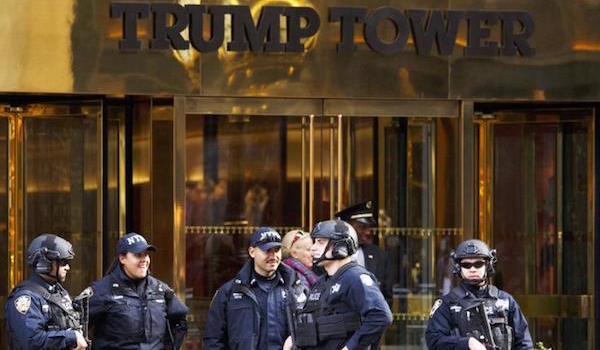 El Servicio Secreto de Estados Unidos ha abandonado el espacio que ocupaba en la Torre Trump de Nueva York tras una disputa entre el Gobierno y la compa&ntilde;&iacute;a del presidente, Donald Trump, sobre el alquiler, informaron hoy varios medios. 