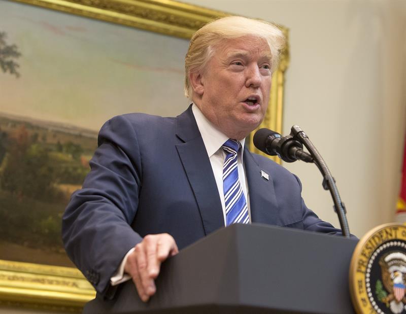 El presidente Donald J. Trump, da un discurso.