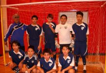 Integrantes de El Vecino que prepara su artilleria para la ronda de semifinales en la Primera categoría en la R.B. Sport League. (Cortesía: R.B.S.L.)