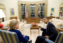 La Casa Blanca bajo el mando de Barack Obama bloqueó repetidamente las recomendaciones de la entonces titular de Exteriores Hillary Clinton y su equipo respecto a Afganistán, de acuerdo con un nuevo libro de un antiguo asesor del Departamento de Estado.