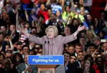 Hillary gana con apoyo de su partido y Trump declara la guerra a republicanos La precandidata presidencial demócrata Hillary Clinton pronuncia un discurso durante la celebración por su victoria en las primarias de Nueva York. Clinton hizo un llamamiento a la unidad de su partido y afirmó que tras la victoria alcanzada este martes en los comicios internos de Nueva York la carrera a la Casa Blanca entra a "la recta final".