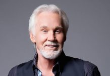 (Foto facebook Kenny Rogers) El proximo 25 de octubre ofrecera su concierto de despedida en Nashville