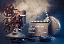 La Academia de Hollywood homenajea a las pioneras del cine de animación La Academia reunió hoy sobre el escenario a quince profesionales de esta industria con perfiles que iban desde grandes veteranas que abrieron los primeros senderos para las mujeres en este cine hasta jóvenes que despuntan en la actualidad.
